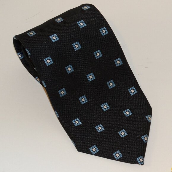 Jos.A Bank All Sik Hand Sewn Blk Geometric Tie 59 x 3.75 - Picture 1 of 5